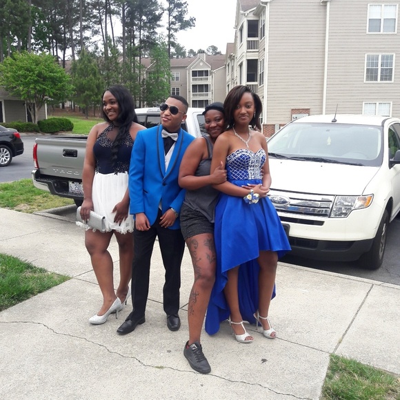 Prom dress - Picture 5 of 8